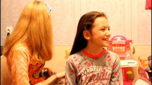 ИГРАЕМ В Парикмахера/ Видео для Детей Катя детский Парикмахер смотреть онлайн