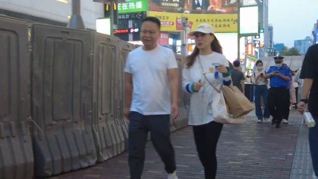 Welcome to Changsha: Discover the Vibrant Heart of Hunan Province смотреть онлайн