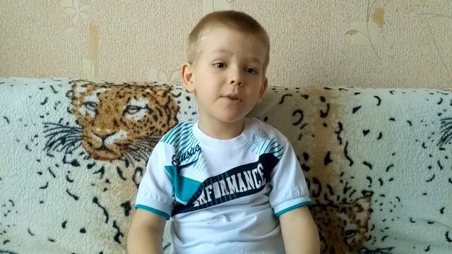 Поздравление всех женщин, мам, бабушек, девочек с 8 Марта смотреть онлайн