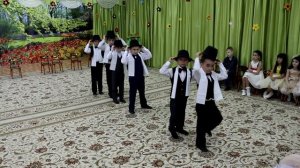 Танец Джентльменов