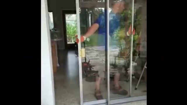 sliding door repair смотреть онлайн