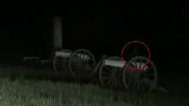 5 Призраков, Снятых в Отличном Качестве Страшные видео, которые вас напугают смотреть онлайн