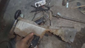 Vito.  Примерка переднего крыла, ремонт сгнившего лонжерона