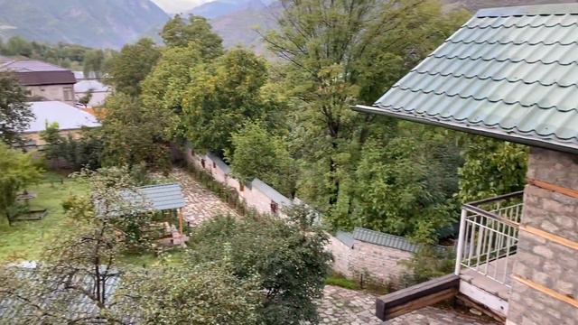 Лагич. Rustam’s guest house В гостях у Рустама мюаллима смотреть онлайн