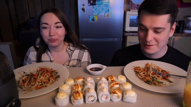 Мукбанг | Роллы Суши и Удон | Кем мы мечтали быть в детстве? @Klishins_fam