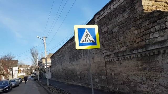 Ремонт "по-крымски" переулка Конечный в Феодосии, 10.01.2018 смотреть онлайн