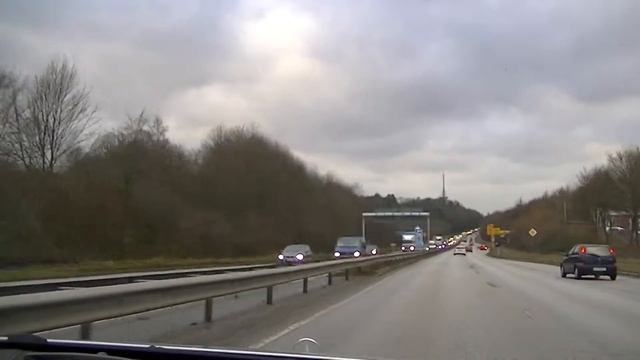 Германия.Плесень на стенах.Осторожно при выборе жилья. смотреть онлайн