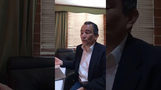 Charla sobre libro Arqueo de los días. Juan Pablo Plata. Uniediciones. Grupo Ibáñez. Facebook live. смотреть онлайн