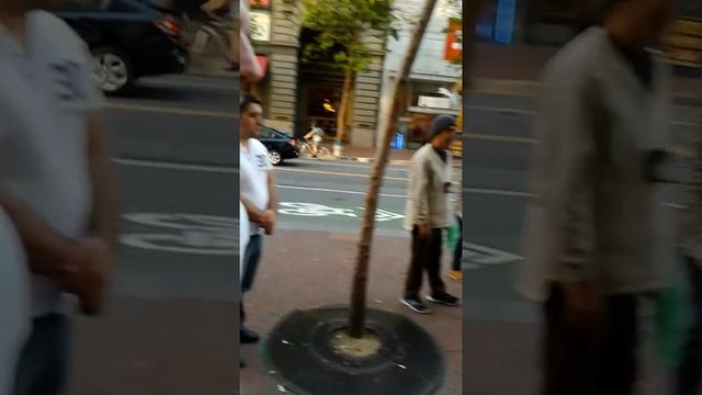 Танцы на улице - чечетка))) смотреть онлайн