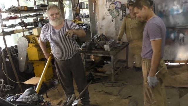 Ставим на место лонжерон и переднюю стойку ВАЗ-2107. смотреть онлайн