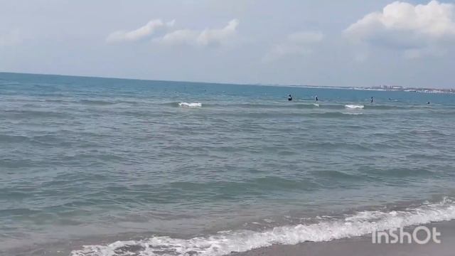 АНАПА. МОРЕ. А ДЕТИ КУПАЮТСЯ В РЕКЕ АНАПКЕ. смотреть онлайн