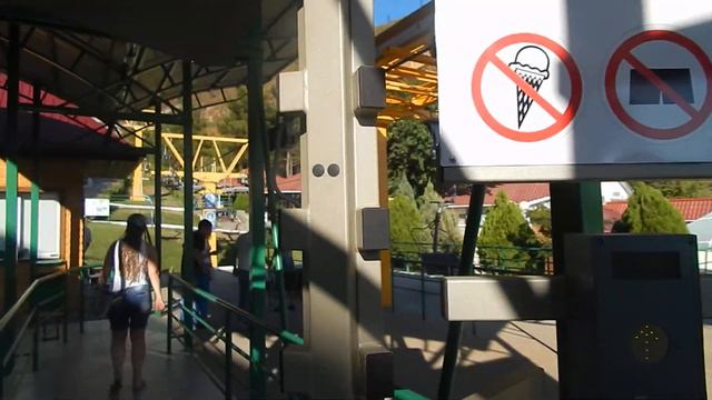 Мы у канатной дороги в Геленджике смотреть онлайн