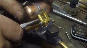 ✅Карбюратор Озон, выставляем поплавок правильно.