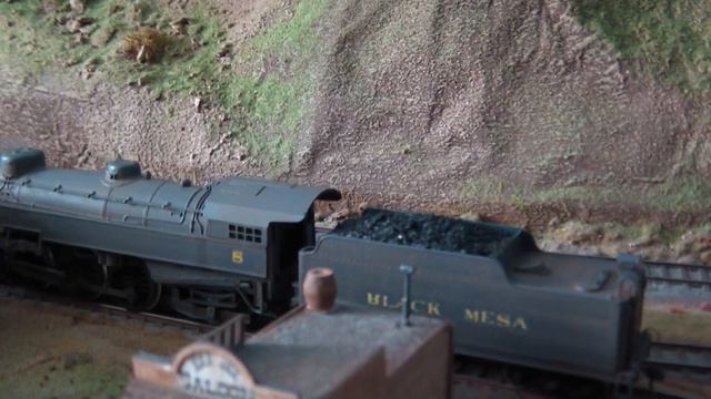 HO Black Mesa RR Pacific 4-6-2 (Mehano) w/Tsunami 2 sound, switching смотреть онлайн
