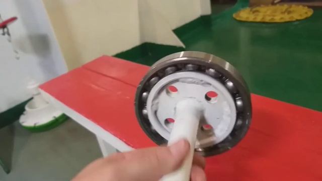 Колесо (ролик) Своими руками для мышц живота(пресс) How to make a wheel for abdominal muscles смотреть онлайн