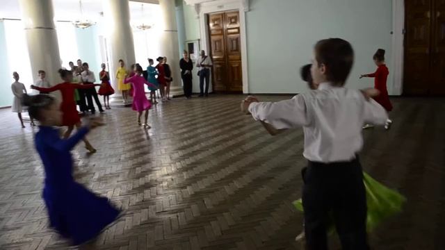 Клуб спортивного бального танца Элегия г.Кременчуг смотреть онлайн