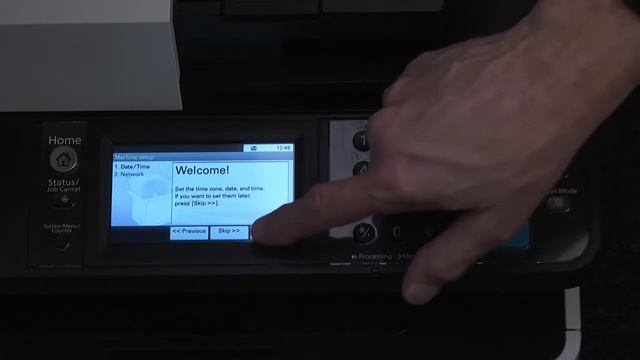 ECOSYS M5526cdw - Unpacking and Physical Setup смотреть онлайн