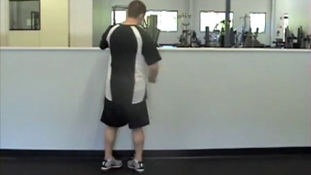 Front to Back Leg Swings смотреть онлайн