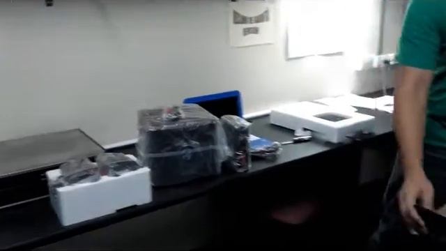 SW-G2.1 1250 Genius-Unboxing de sistema de audio смотреть онлайн