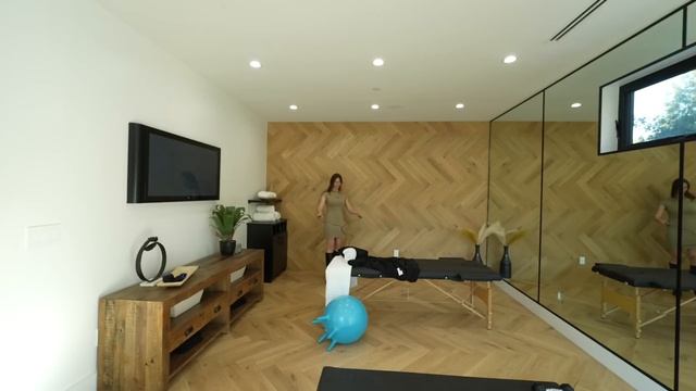 Hidden Gem in Studio City: Discover this Ultimate Personal $6,499,000 Oasis Home смотреть онлайн
