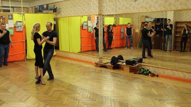 Бачата трюки (счет). Леша и Таня (Брест, Face2Face). 5 лет студии танца Кредо. смотреть онлайн