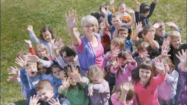 "Школа" исполняет студия " Родники" смотреть онлайн