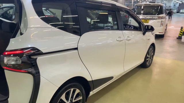 【DCHUCC Certified Used Car】2017 TOYOTA SIENTA HYBRID смотреть онлайн