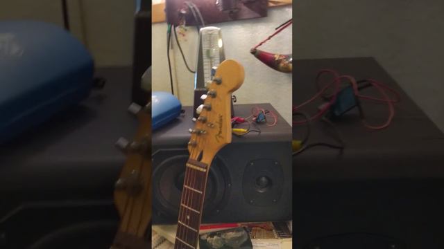 La Alpujarra 90 y Fender Stratacoustic смотреть онлайн