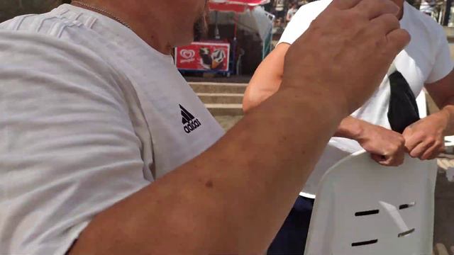 МОРЕ. ЧАЙКИ. И ПРИБОЙ. ЦЕНТРАЛЬНЫЙ ПЛЯЖ. СУДАК. смотреть онлайн