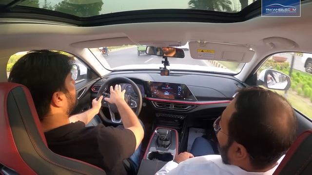 Changan Oshan X5 | First Look Review | PakWheels