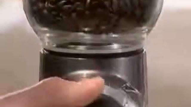 Кофемолка KitchenAid 5KCG0702 в ЭГОМАРТ смотреть онлайн