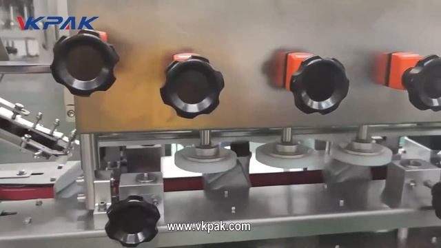 Automatic Engine Motor Oil Filling Capping Labeling Machine смотреть онлайн