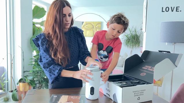 NUTR MACHINE UNBOXING - (NUTR NUT MILK MAKER) смотреть онлайн