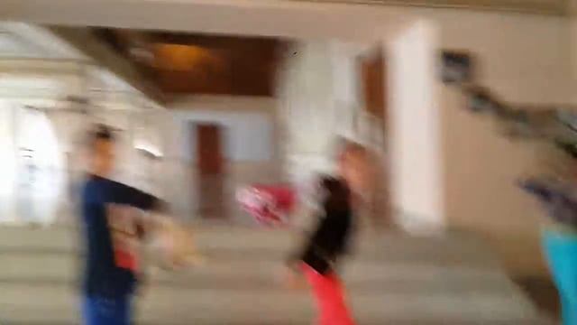 Падение с лестницы смотреть онлайн