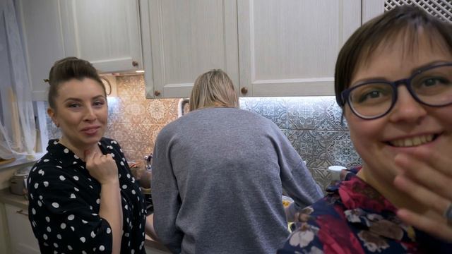 Девишник с подружками. Сдала тест на модную болезнь. Влог. смотреть онлайн
