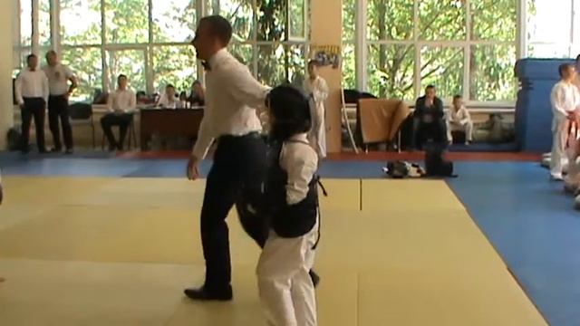 aM2U01202 смотреть онлайн