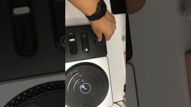 DJ Hero PS3 смотреть онлайн