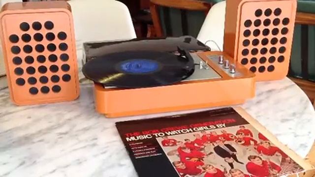 Vintage Sixties LP Record Player FOR SALE Hip! Retro! Groovy! смотреть онлайн
