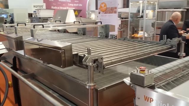 WP Riehle automated donut смотреть онлайн