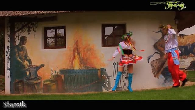 Ресто - Парк ТРАДИЦИЯ .. Плетение венков это древняя традиция Украинского эпоса . смотреть онлайн