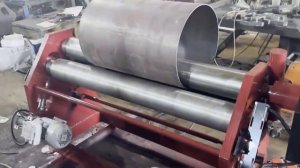 Любые листовые материалы из стали, нержавейки и алюминия на вальцах до 8мм.