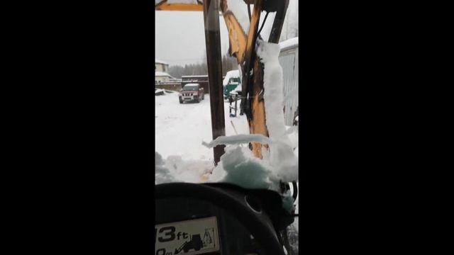 должен ли трактор JCB дымить смотреть онлайн