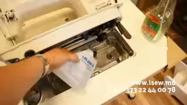 Сборка швейной машины JUKI DDL-8100e (DDL 8700) с сервомотором DISON DS M1 смотреть онлайн
