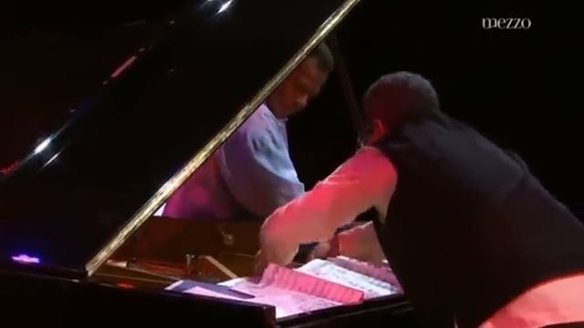 Wayne Shorter 4tet - Jazz à Vienne 2010. смотреть онлайн