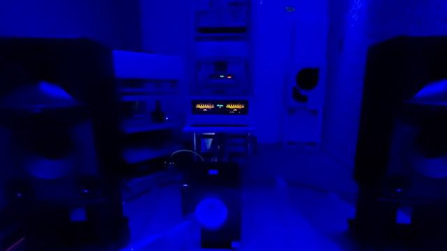 SYMPHONY X "Masquerade" Vinyl / JBL 4349 Studio Monitor смотреть онлайн