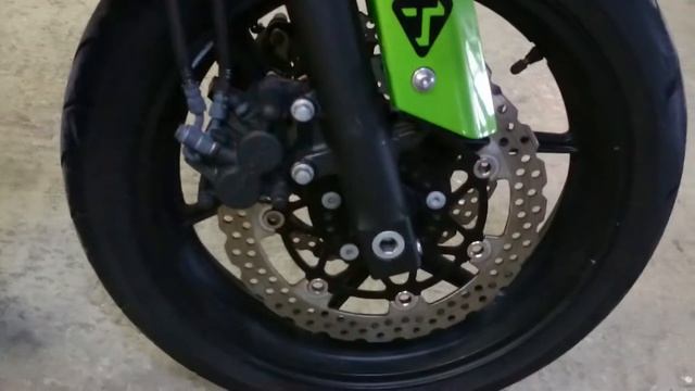 KAWASAKI ER-6N арт.0762 смотреть онлайн