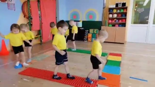 Работа педагогов с детьми с ОВЗ в МБДОУ _Детский сад № 184 _Калейдоскоп_ г. Чебоксары.mp4 смотреть онлайн