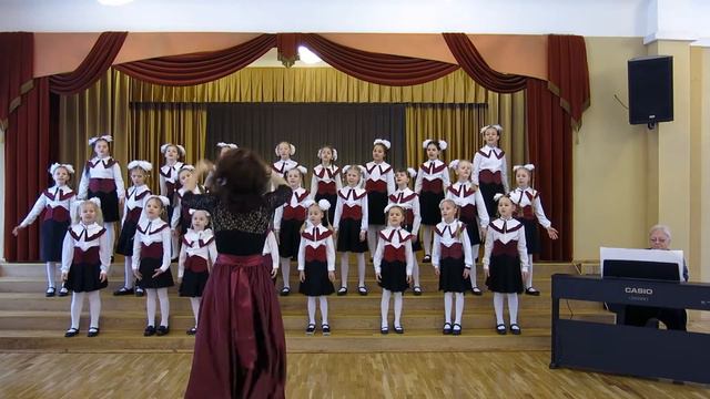 хор "Веселые голоса" И.Соколов, сл. И.Токмаковой "Весна" смотреть онлайн