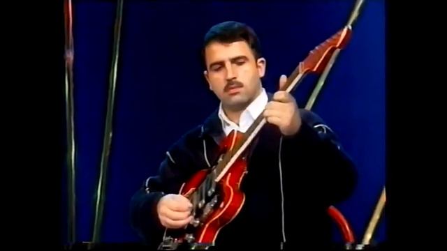 16. Rüstəm Quliyev - Avara..mp4 смотреть онлайн