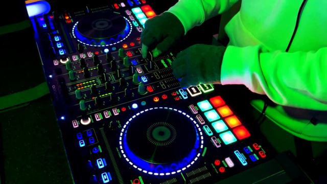 Denon DJ MC7000 Big Room House/Trance Mix 28/01/2023 смотреть онлайн
